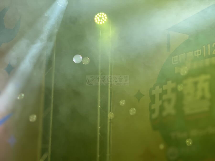 走秀舞台燈光音響規劃-5-900x675 走秀舞台搭設 燈光出租 年末成果展
