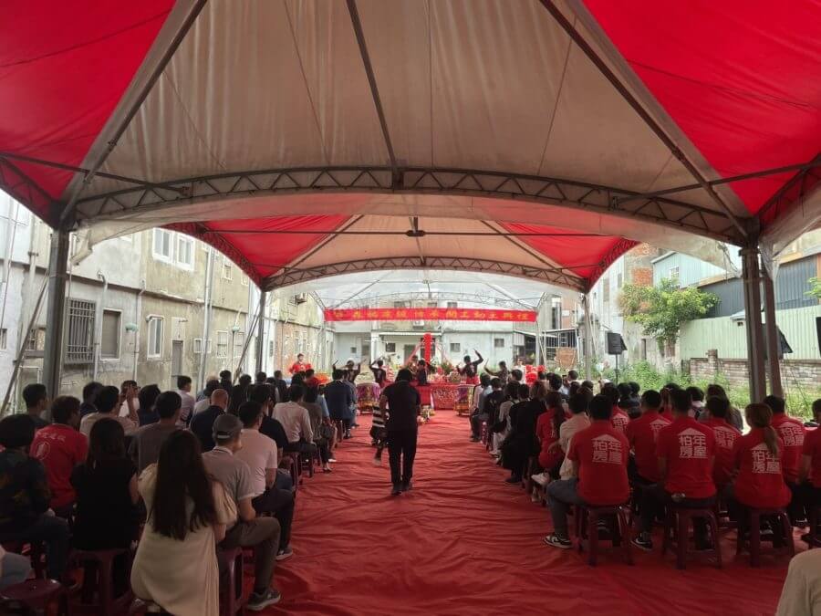 紅白帝王帳-2-900x675 活動帳篷10M 帝王帳 (開工動土儀式)
