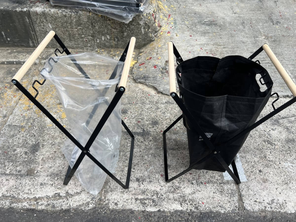 折疊垃圾架出租-1-1200x900 隱形收納！質感折疊垃圾架出租，讓你的市集攤位更整潔