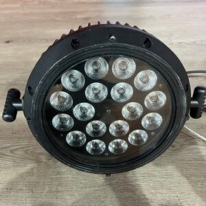 全防水5合1染色燈(5in1 LED PAR)