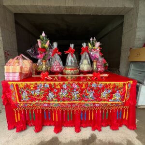 上樑吉時到，供桌免煩惱！