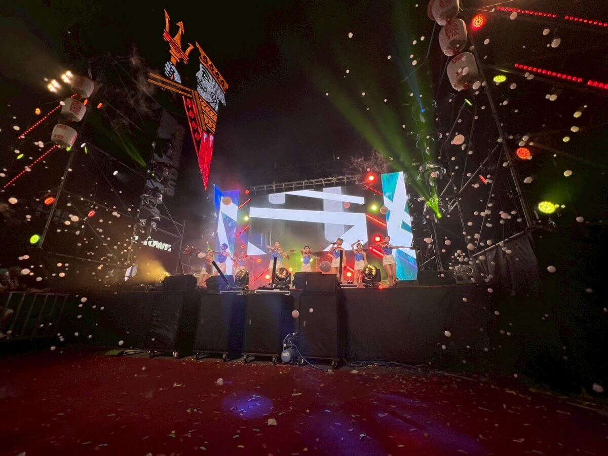 活動氣氛製造機：專業級泡泡煙霧設備租借