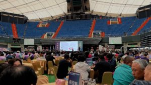 苗栗巨蛋中部企業論壇：舞台燈光音響全配備，餐敘交流更精彩