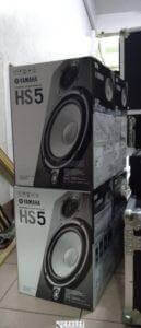 YAMAHA-HS5