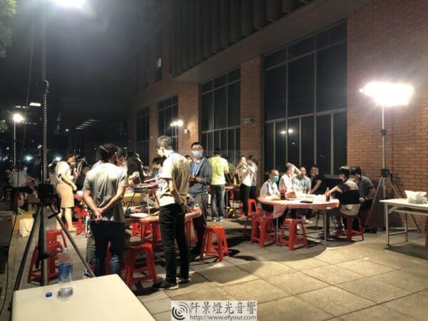 歡唱中秋