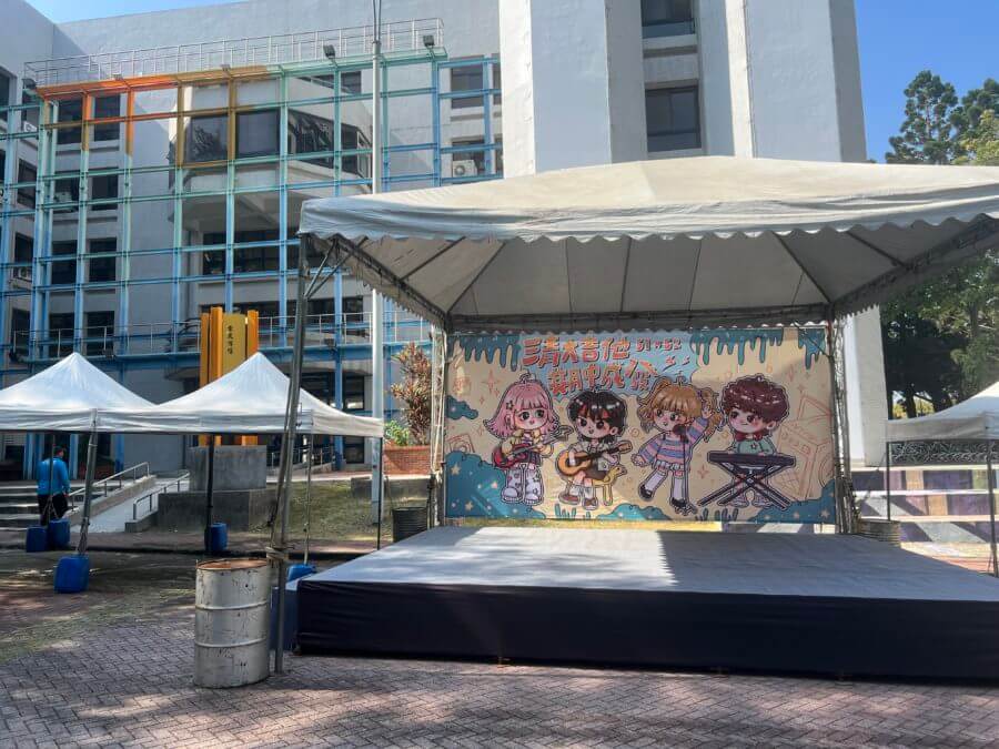 吉他社-演出學校簡易成果展舞台搭設-3-900x675 吉他大學校園成果展 舞台搭設 背板輸出