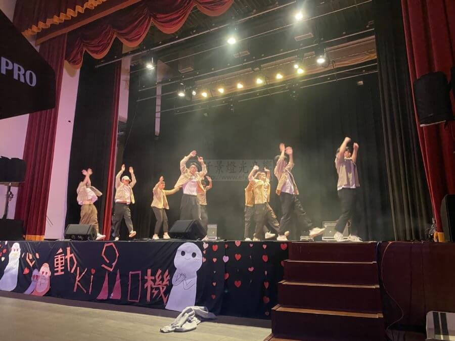 大學動機系-系晚會-9-900x675 動機之夜