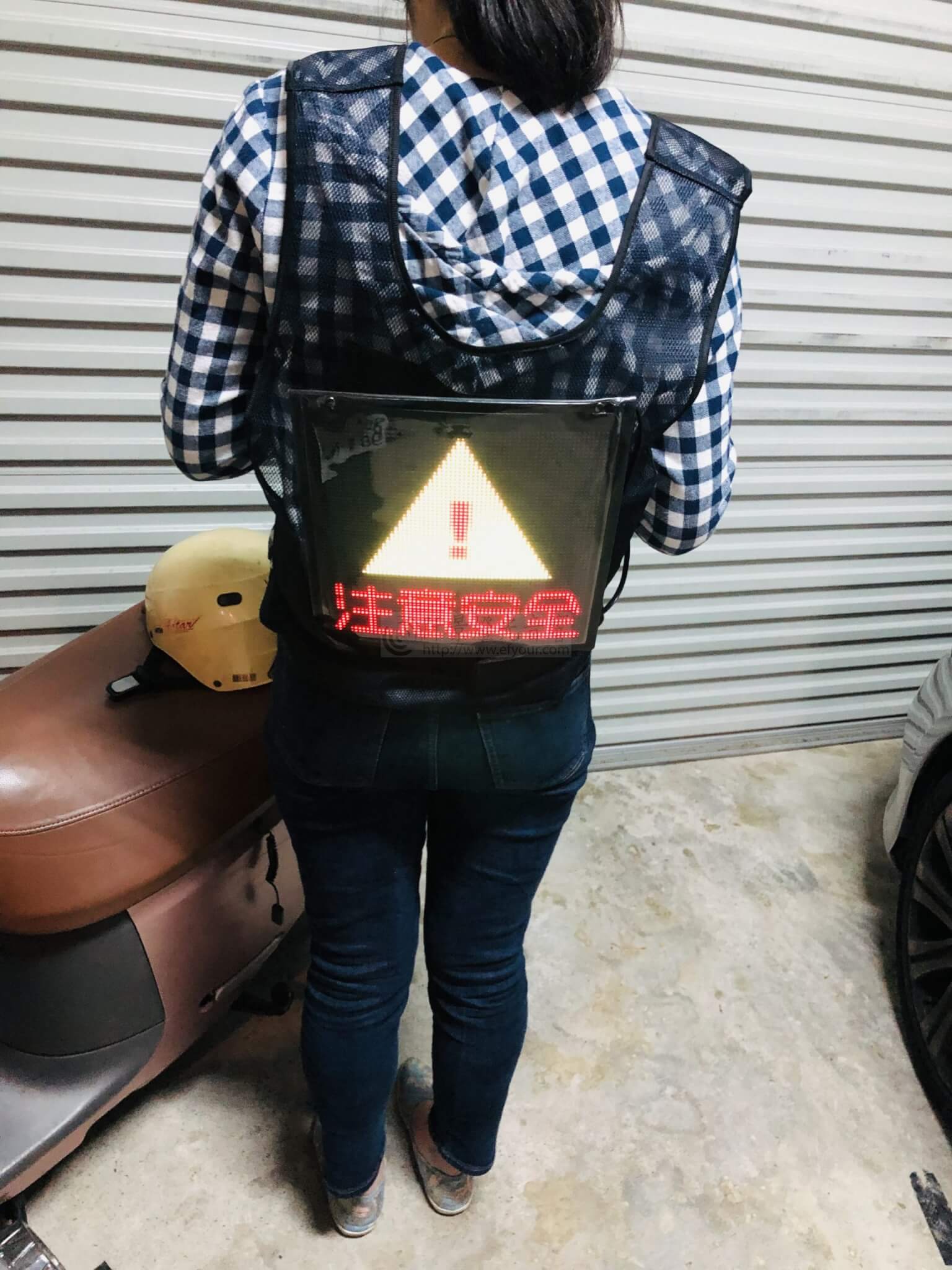 廣告背心7-scaled LED廣告推廣背心