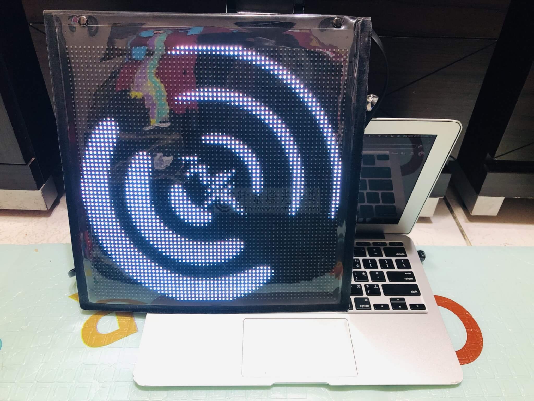 廣告背心9-scaled LED廣告推廣背心