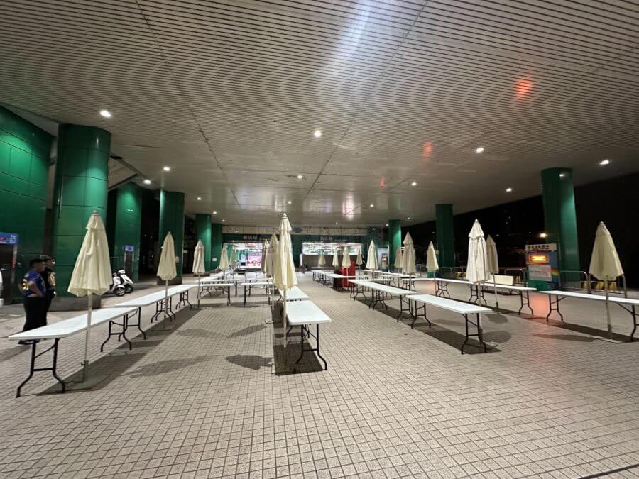 捷運橋下-市集-設備出租-2-900x675 捷運市集(配合夜進)