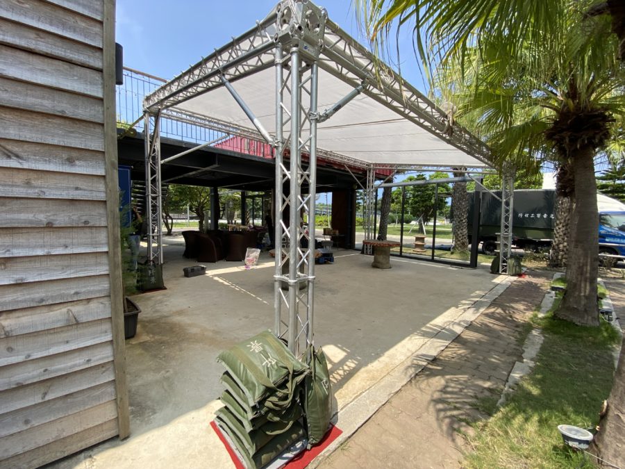 新竹拉菲爾cafe-庭院客製化臨時結構美觀帳棚搭設-5-900x675 新竹拉菲爾cafe 庭院客製化臨時結構美觀帳棚搭設