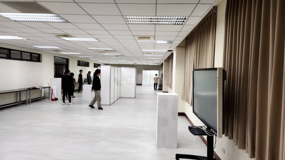 校內展覽-看板牆規劃出租-1-1000x563 