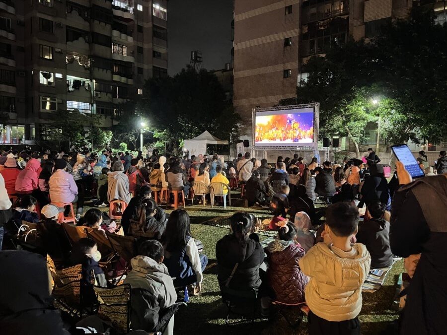 草地兒童電影院-馬力歐電影版-1-900x675 草地兒童電影院 馬力歐電影版