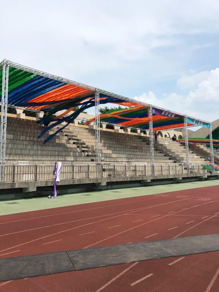 運動場觀眾席臨時遮陽truss帳篷-1-768x1024 運動場觀眾席遮陽帳(truss)